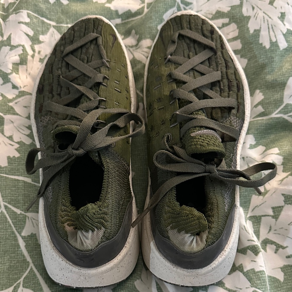 Nike Olive Green Sneakers